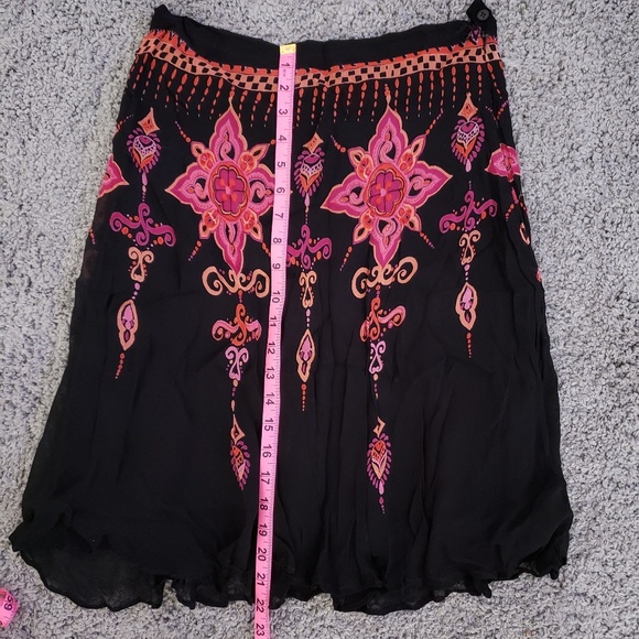 Angie black skirt - Picture 4 of 5